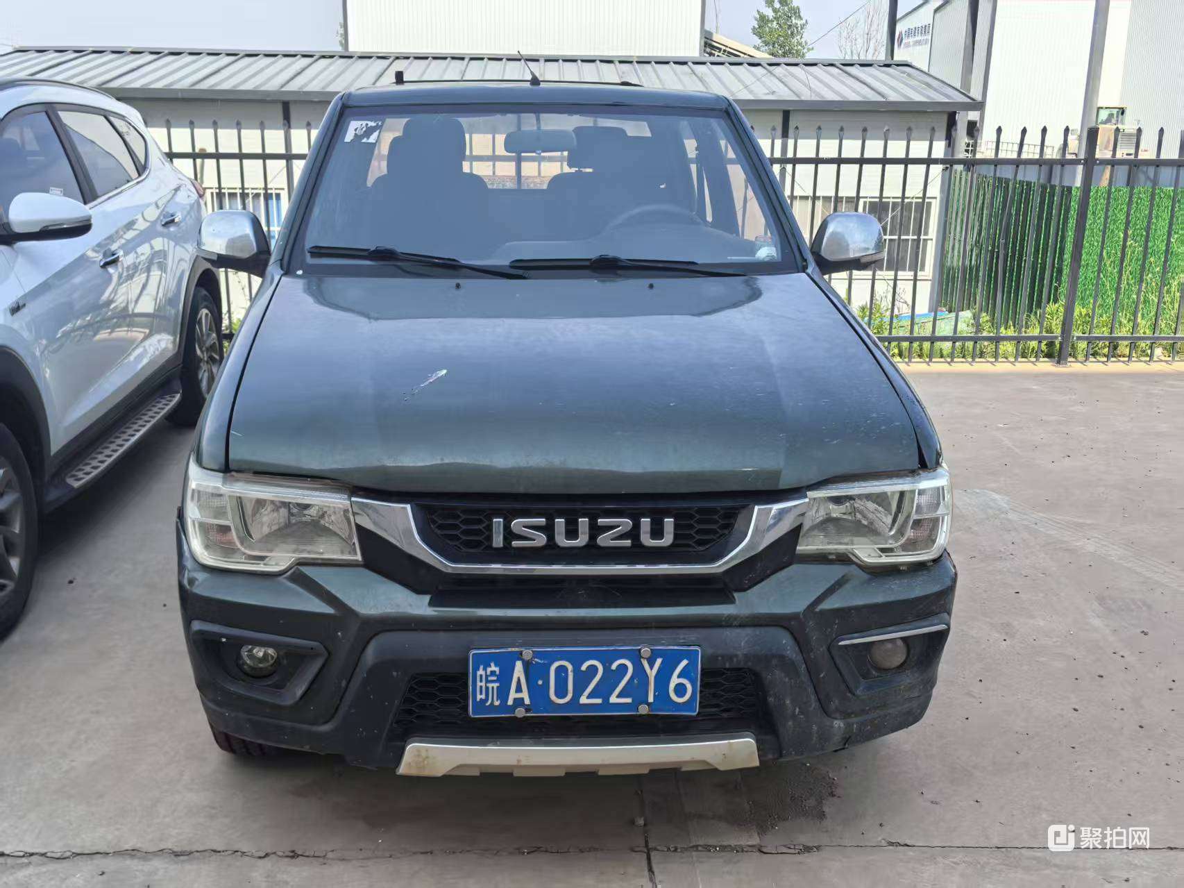 皮卡车